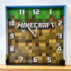 Minecraft Grass Block Square Wall Clock Gamer Home Decor 11 in Tan Green NEW